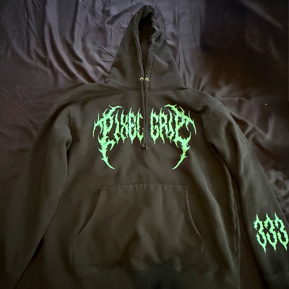 Pixel Grip Pullover Hoodie XL